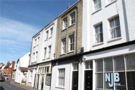 2 bedroom Flat for s...